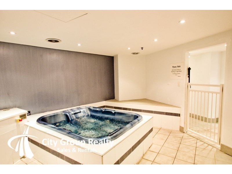 9 Tricket Street, Surfers Paradise QLD 4217