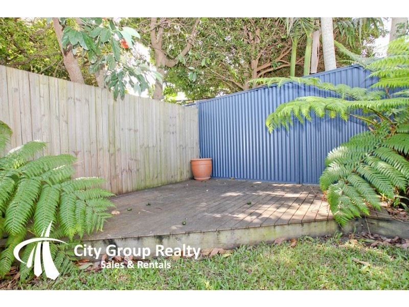15 Anita Avenue, Miami QLD 4220