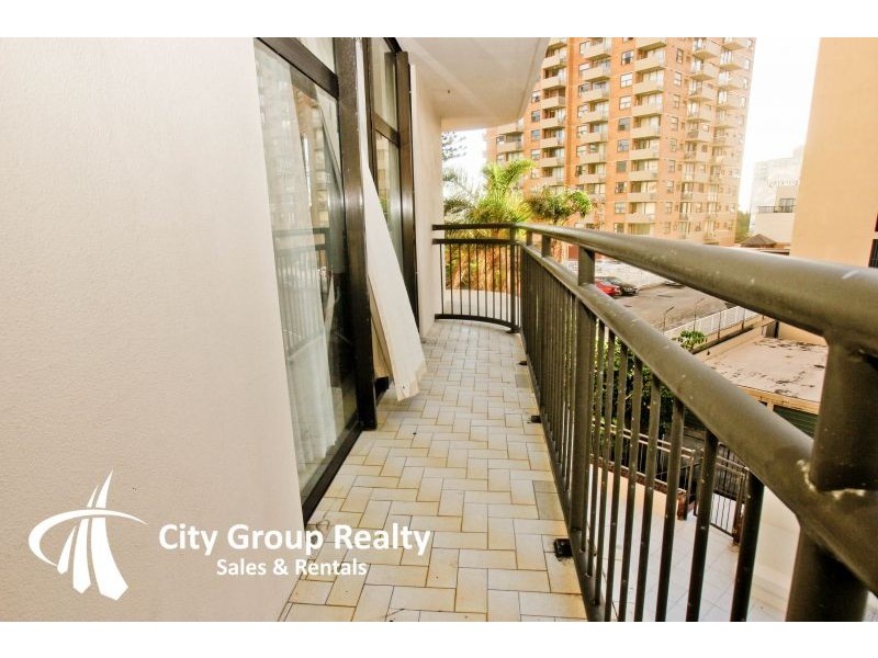 18 Hanlan Street, Surfers Paradise QLD 4217