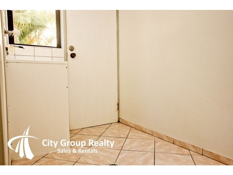 8 Australia Av, Broadbeach QLD 4218