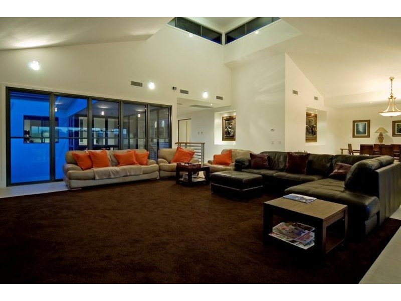 4711 The Parkway, Sanctuary Cove QLD 4212