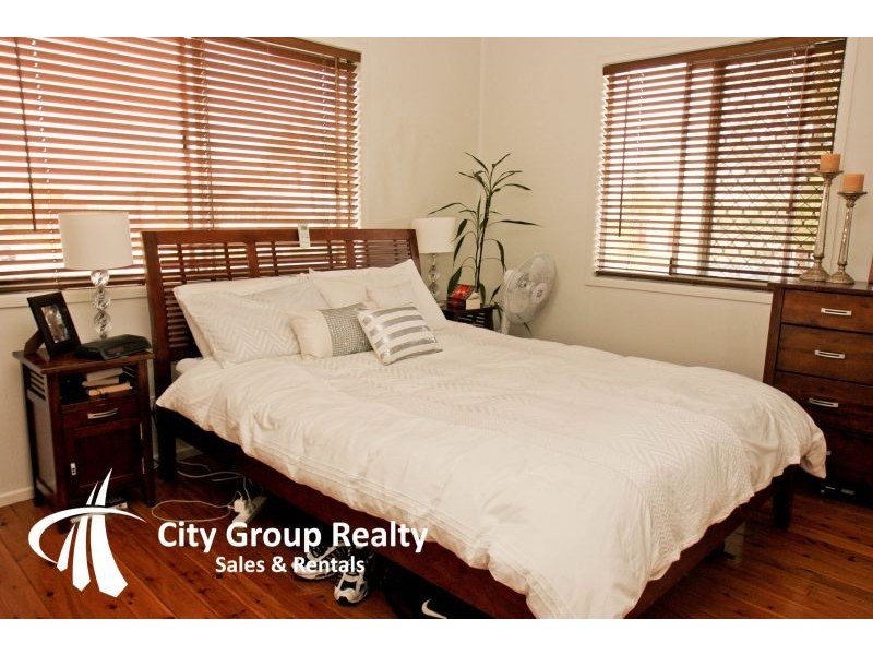 15 Wave Street, Mermaid Beach QLD 4218