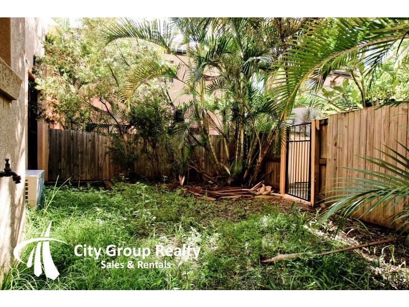 Varsity Lakes QLD 4227