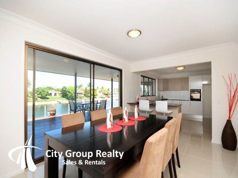 Broadbeach Waters QLD 4218
