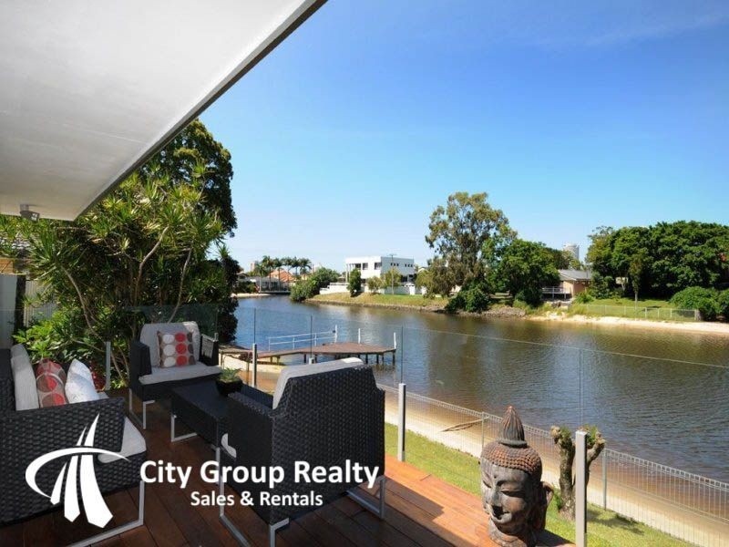 Broadbeach Waters QLD 4218