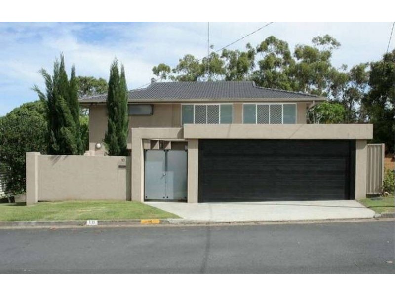 10 Cooper Parade, Southport QLD 4215