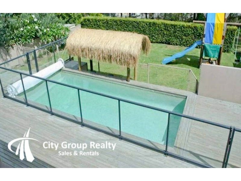 10 Cooper Parade, Southport QLD 4215