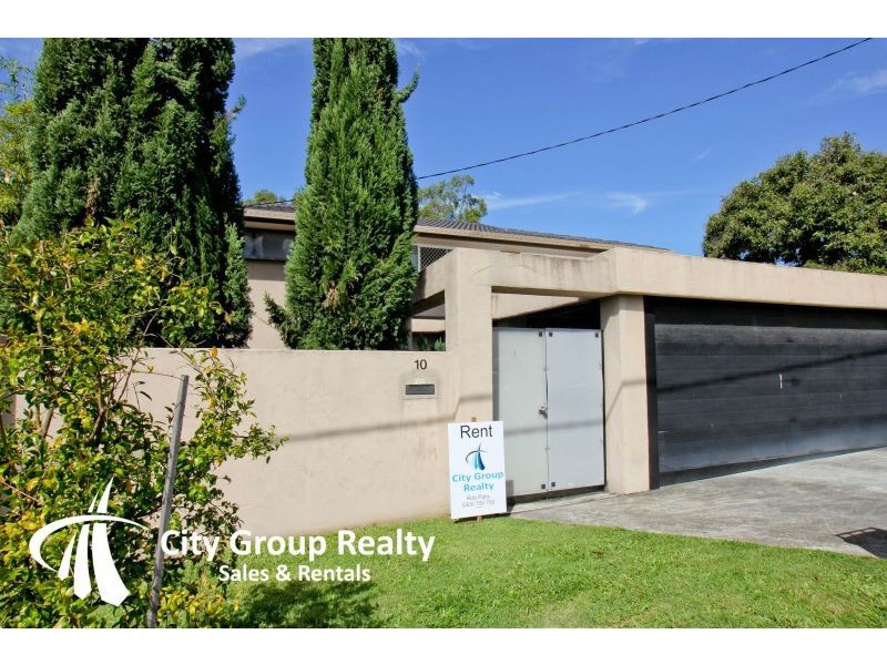 10 Cooper Parade, Southport QLD 4215