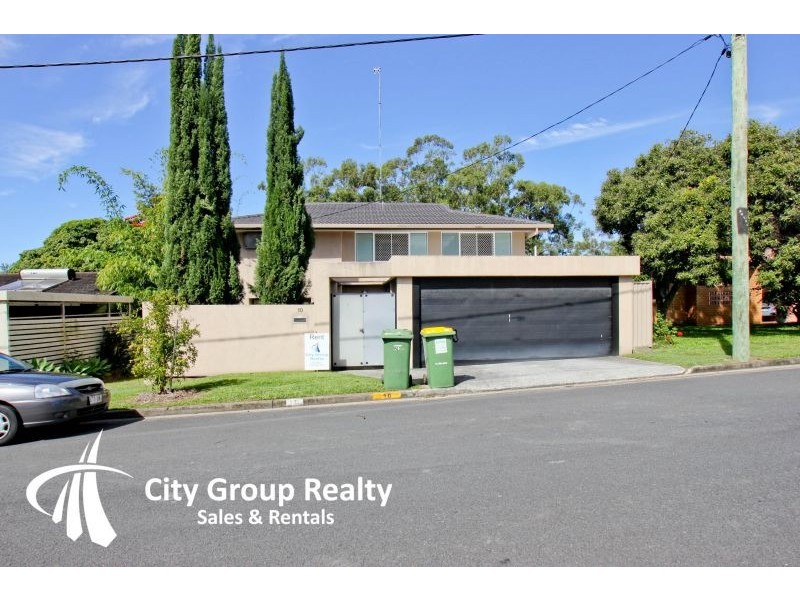 10 Cooper Parade, Southport QLD 4215