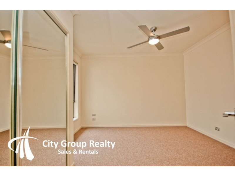 3104 The Boulevard, Carrara QLD 4211