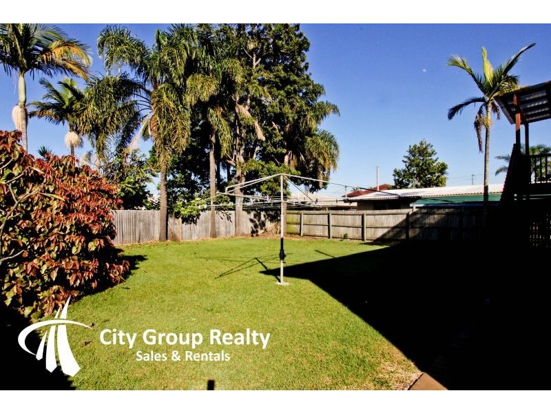 Broadbeach Waters QLD 4218