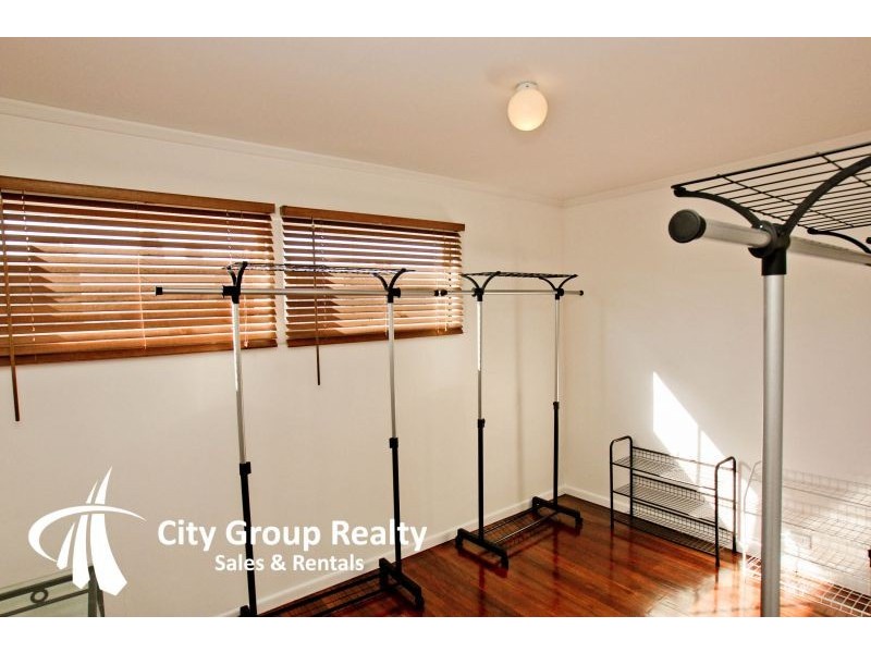Broadbeach Waters QLD 4218