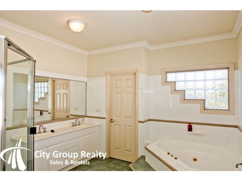 Isle Of Capri QLD 4217