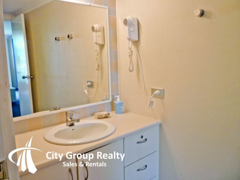 1 Paradise Island, Surfers Paradise QLD 4217