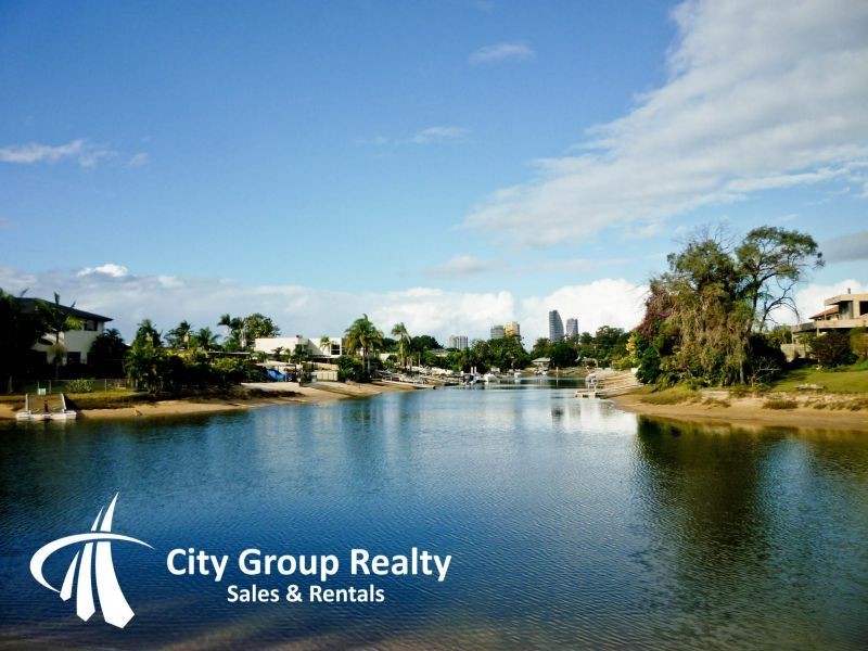 Broadbeach Waters QLD 4218