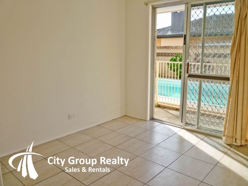 Broadbeach Waters QLD 4218