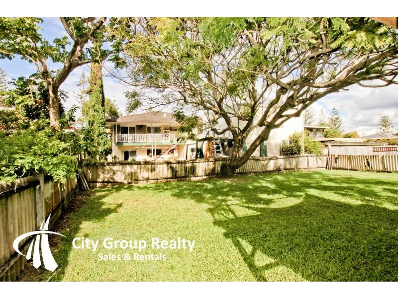 Burleigh Heads QLD 4220