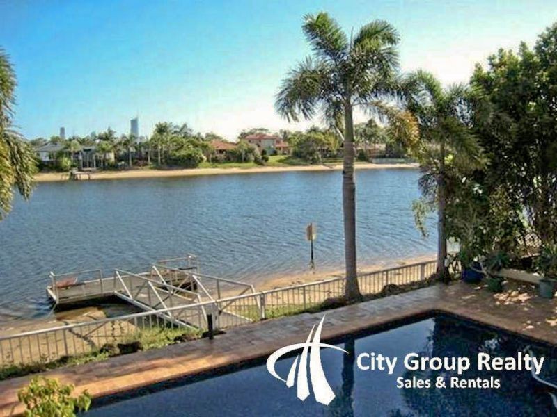 Broadbeach Waters QLD 4218