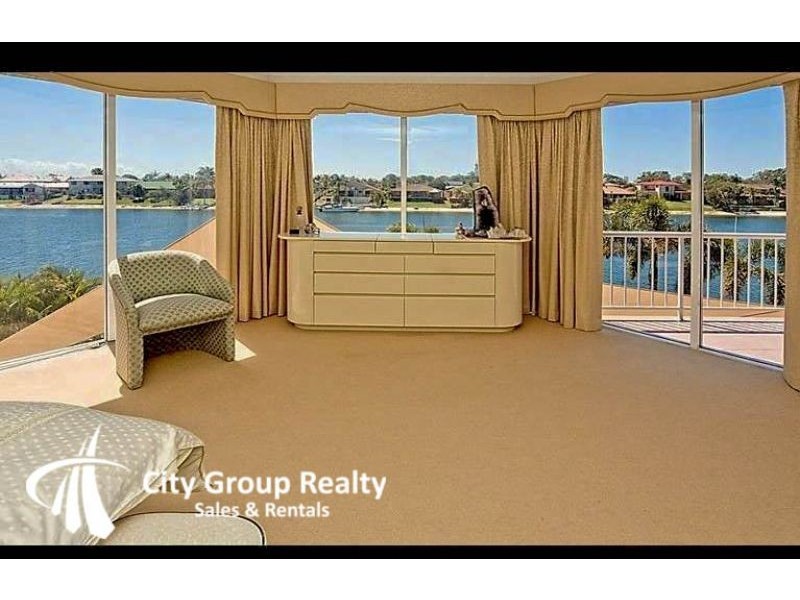 Broadbeach Waters QLD 4218