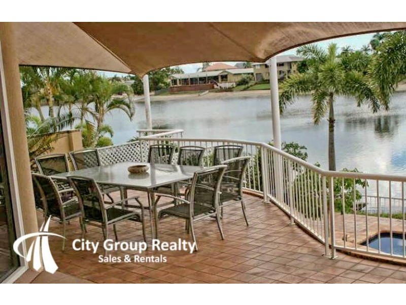 Broadbeach Waters QLD 4218