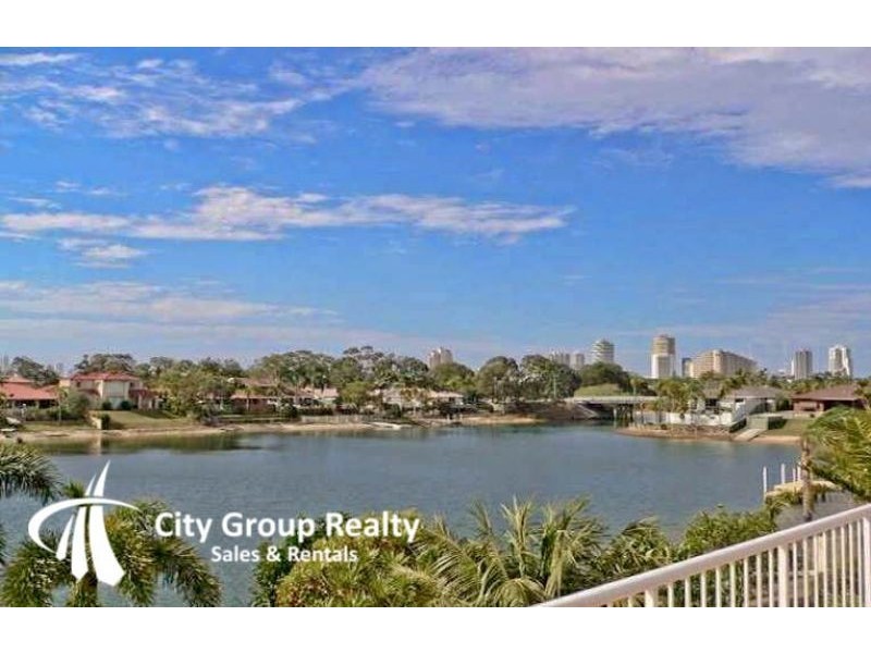 Broadbeach Waters QLD 4218