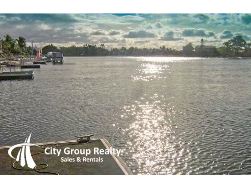 Broadbeach Waters QLD 4218