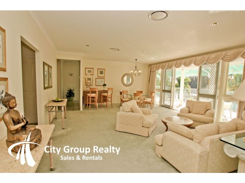 Clear Island Waters QLD 4226