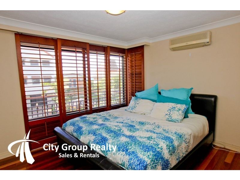 Palm Beach QLD 4221