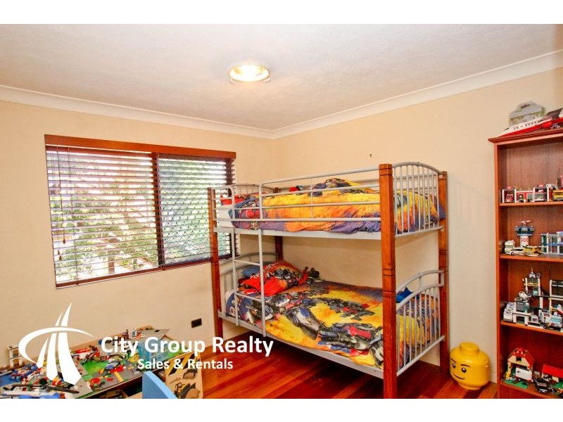 Palm Beach QLD 4221