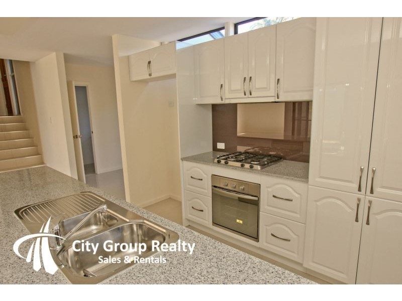 Carrara QLD 4211