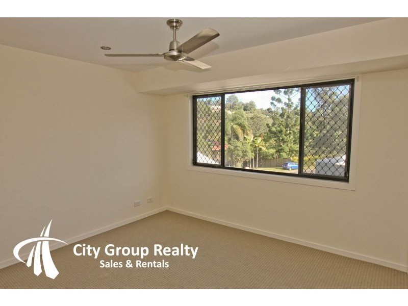 Carrara QLD 4211