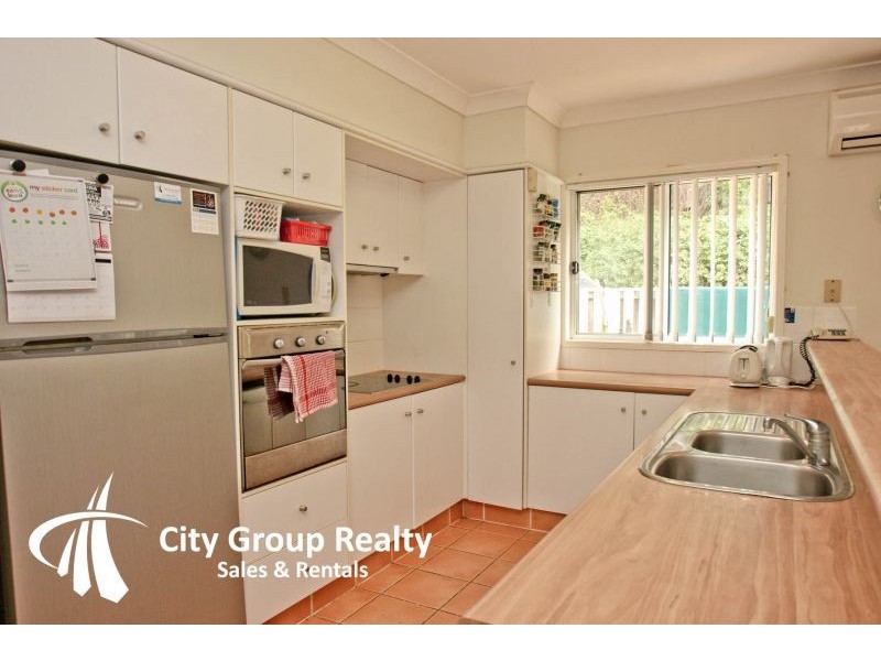 13 Wildfire Court, Robina QLD 4226