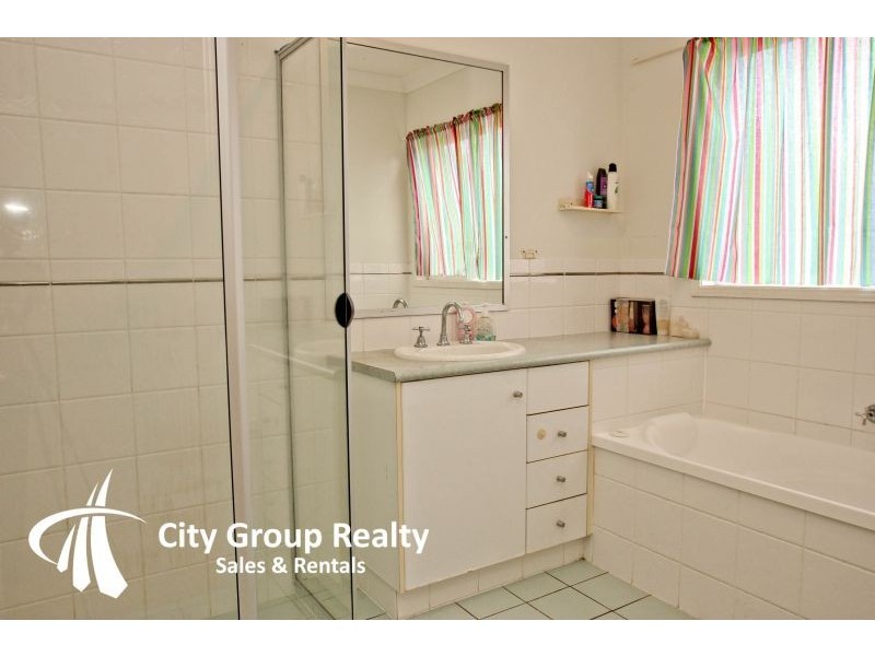 13 Wildfire Court, Robina QLD 4226