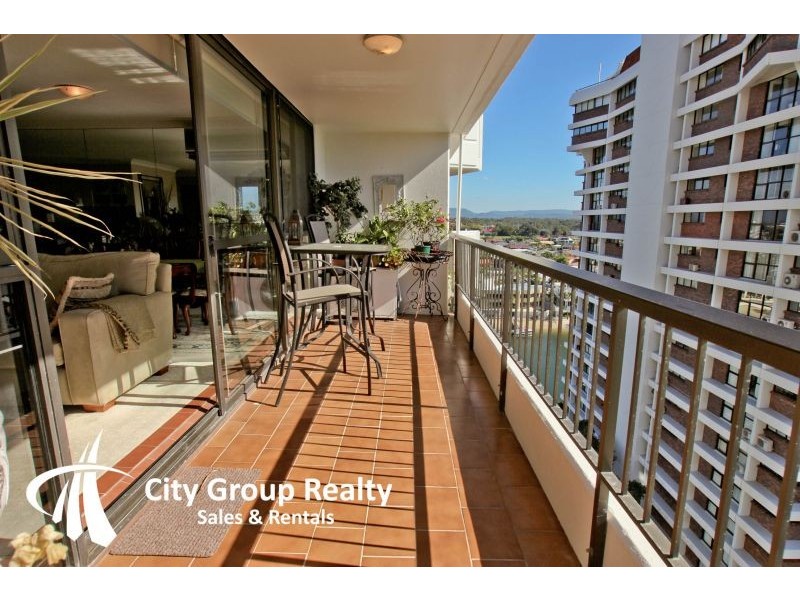 18 Commodore Drive, Surfers Paradise QLD 4217