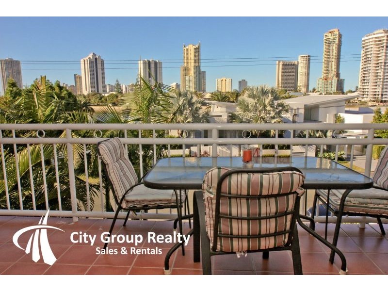 Chevron Island QLD 4217