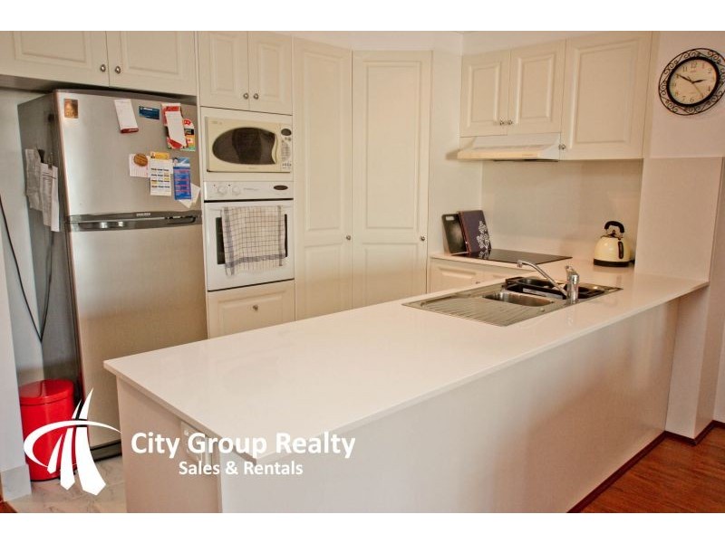 Chevron Island QLD 4217