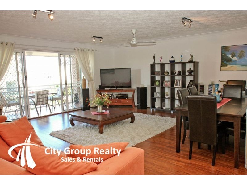 Chevron Island QLD 4217