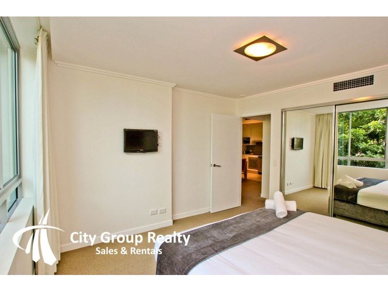 Broadbeach QLD 4218