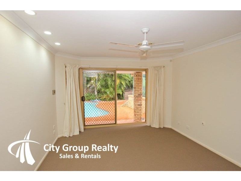 Ashmore QLD 4214