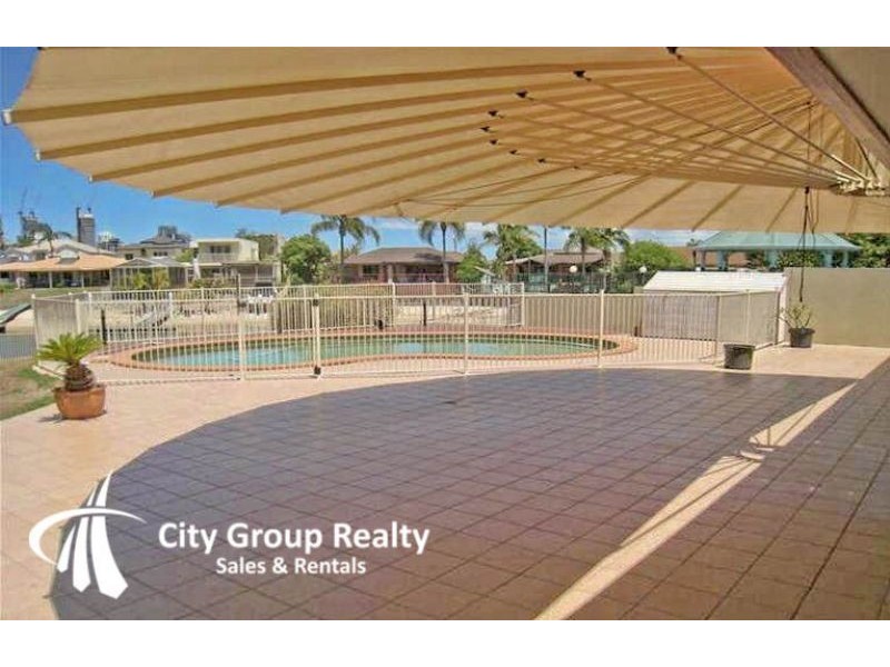 Broadbeach Waters QLD 4218