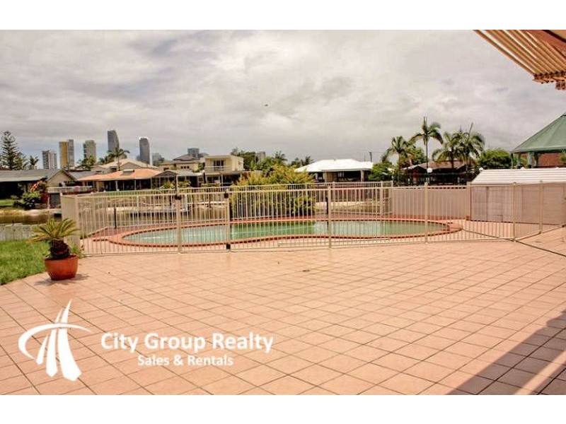 Broadbeach Waters QLD 4218