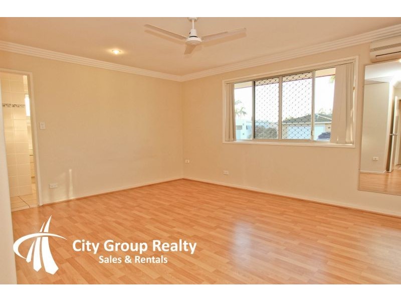 Broadbeach Waters QLD 4218