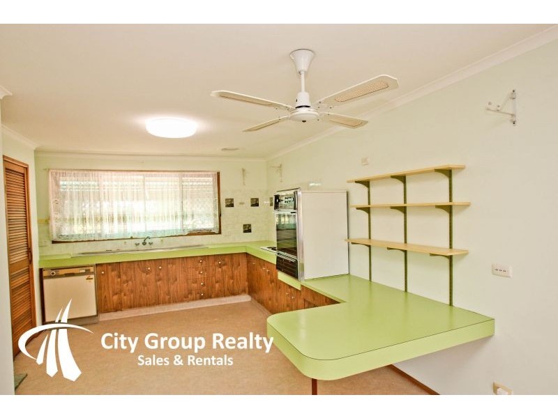 136 Melaleuca Dr, Palm Beach QLD 4221