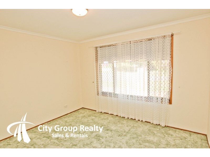 136 Melaleuca Dr, Palm Beach QLD 4221