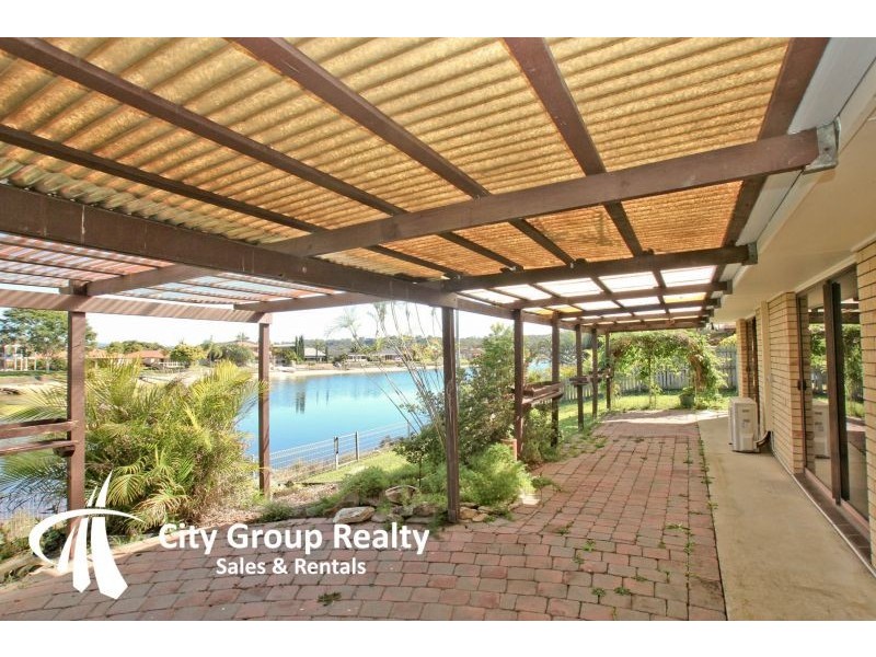 136 Melaleuca Dr, Palm Beach QLD 4221