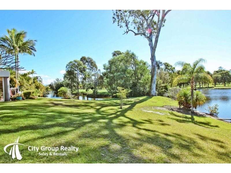 Clear Island Waters QLD 4226