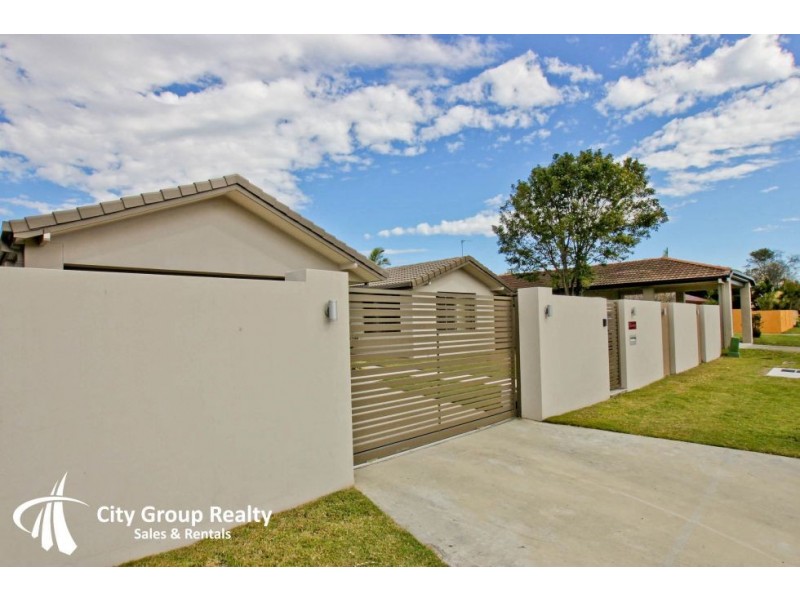 70 Mountain View Avenue, Burleigh Waters QLD 4220