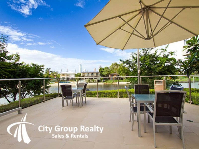 Broadbeach QLD 4218