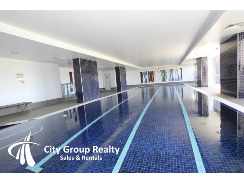 4 Como Cres, Southport QLD 4215