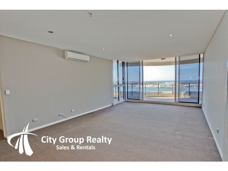 4 Como Cres, Southport QLD 4215